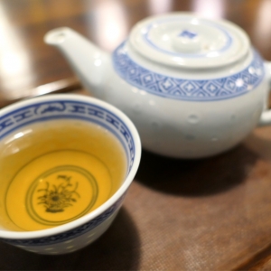 横浜中華街「萬来行（バンライコウ）」はワンコインで中国茶が飲める穴場カフェ