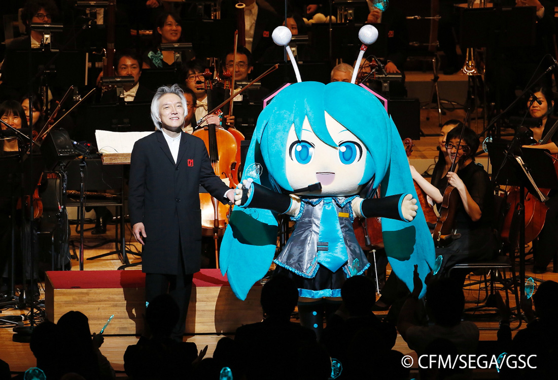 初音ミクフィギュア約200体が横浜人形の家に集結！ | はまこれ横浜
