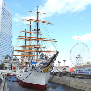 帆船日本丸、大規模改修の塗装・注水直後の姿を撮ってきた！