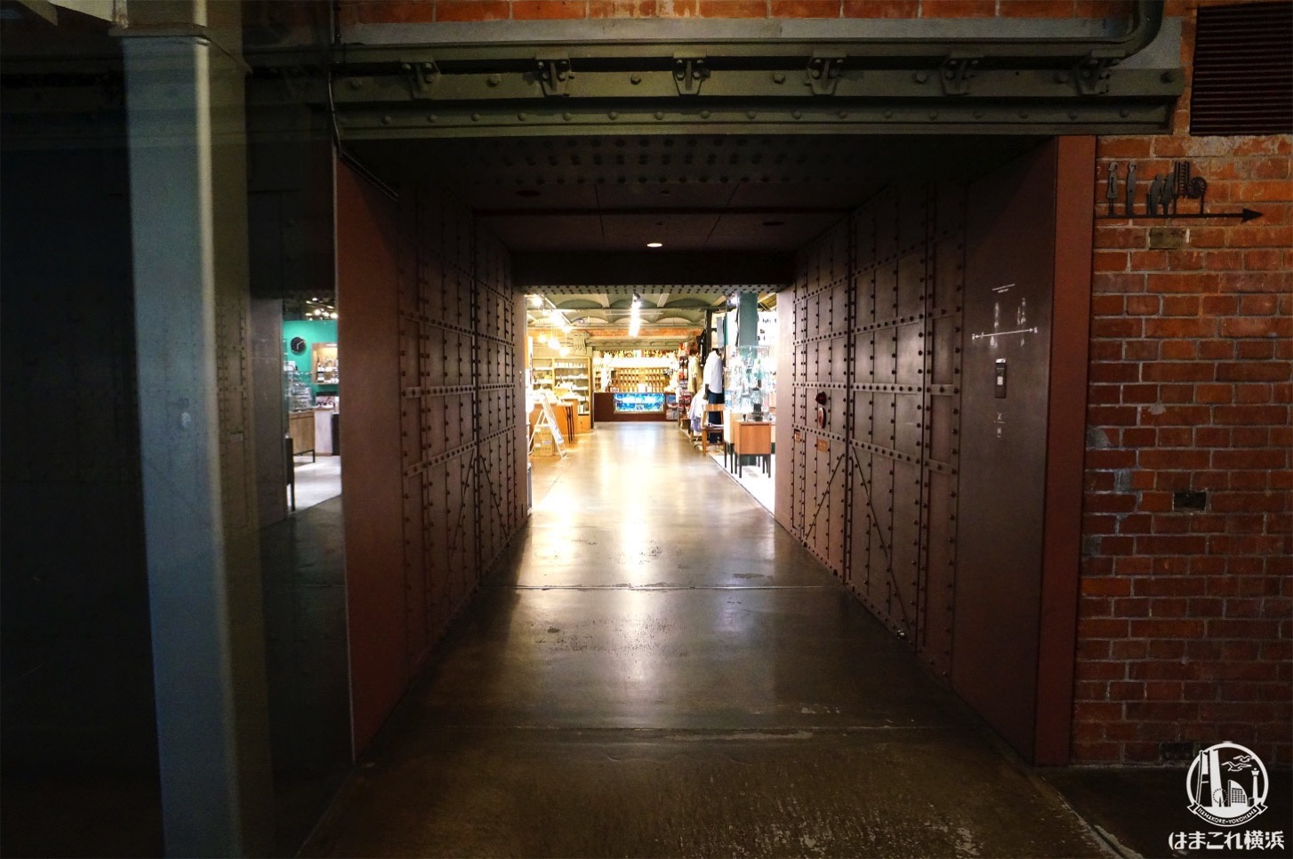 横浜赤レンガ倉庫は何がある？体験レポで観光スポット徹底紹介 | はま