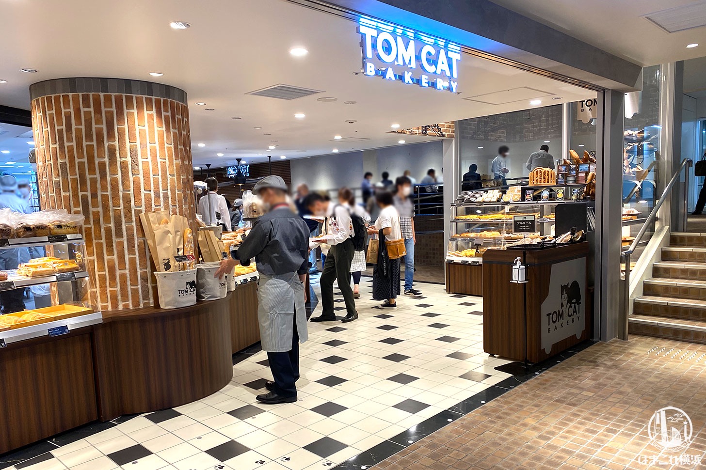横浜駅「トムキャット」のベーカリーが広くてパン充実、美味で大満足！シァル横浜 はまこれ横浜