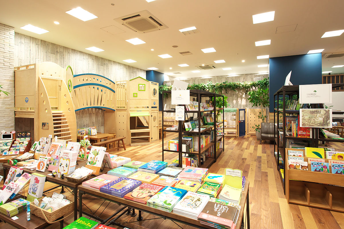 横浜ベイクォーターのダッドウェイに Dadway Book Camp 新設 はまこれ横浜 横浜ベイクォーターのダッドウェイに Dadway Book Camp 新設 はまこれ横浜