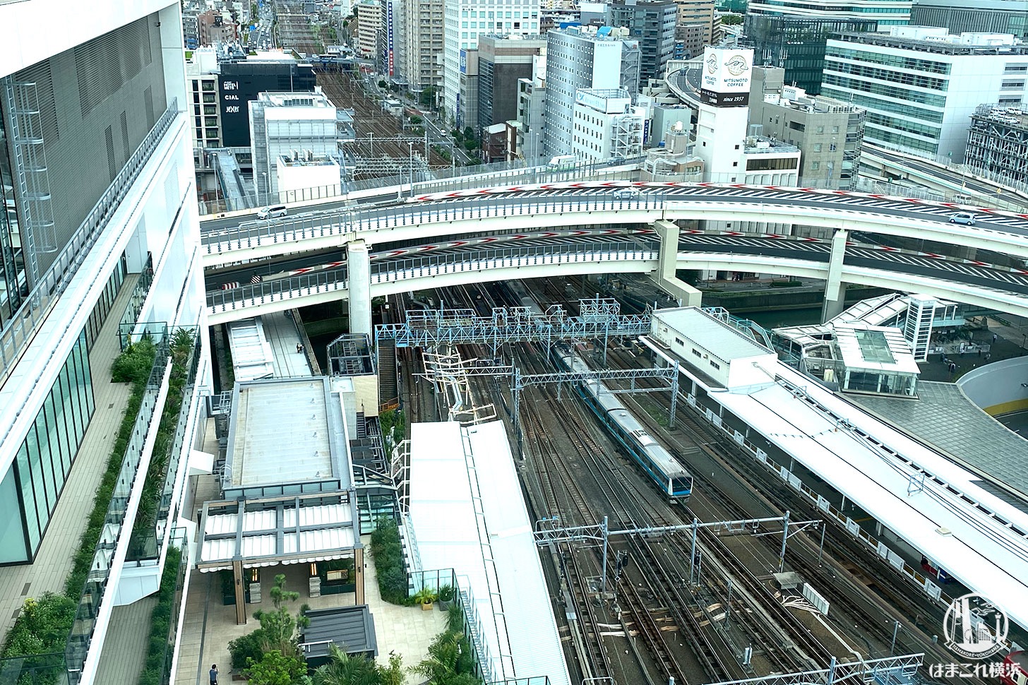 うみそらデッキがJR横浜タワー屋上に開放！“YOKOHAMA”オブジェや横浜港 
