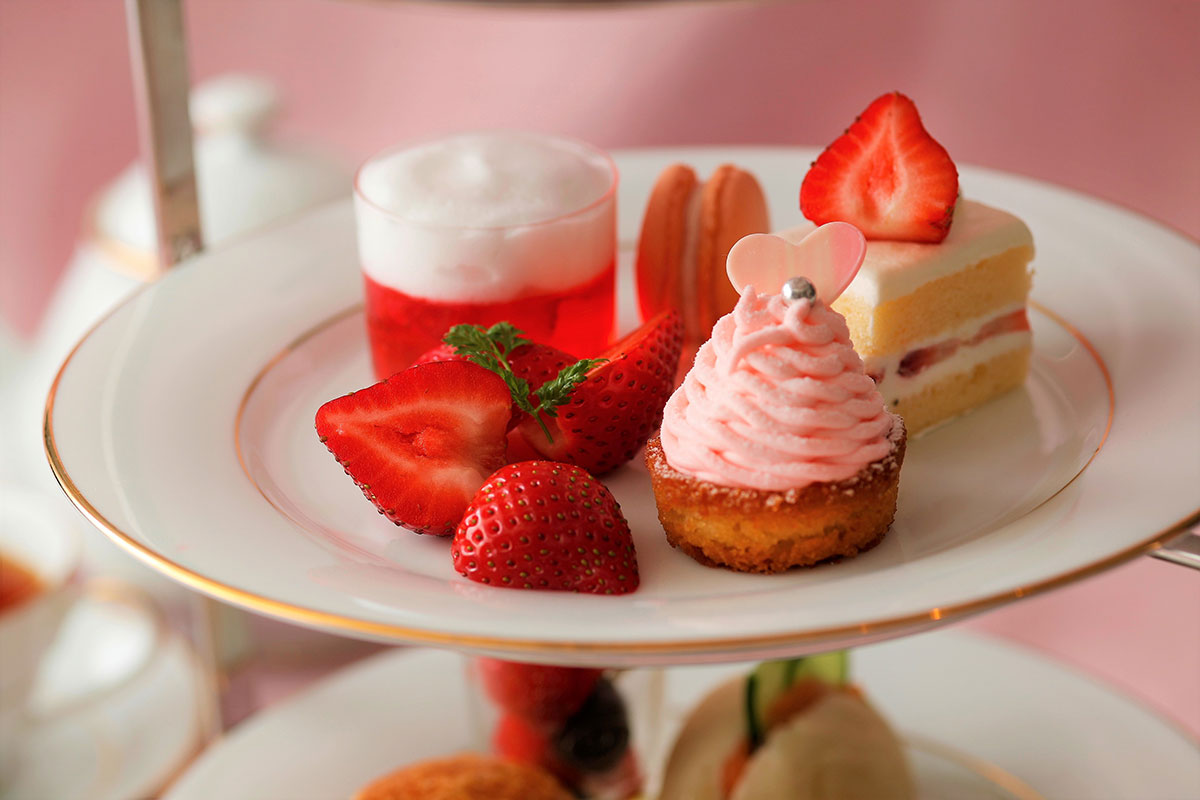 セメント アフタヌーンティー セット 大粒いちごのショートケーキ
