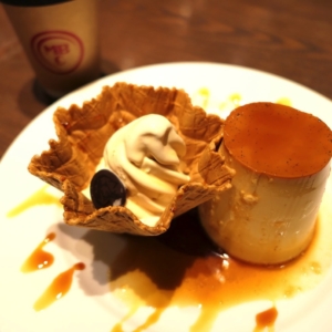 横浜駅のマーロウブラザーズコーヒーでプリンとプリンソフトクリームの限定メニュー初体験！