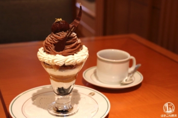 横浜・ホテルニューグランド「ザ・カフェ」のモンブランパフェは旬の味覚尽くしで大満足！