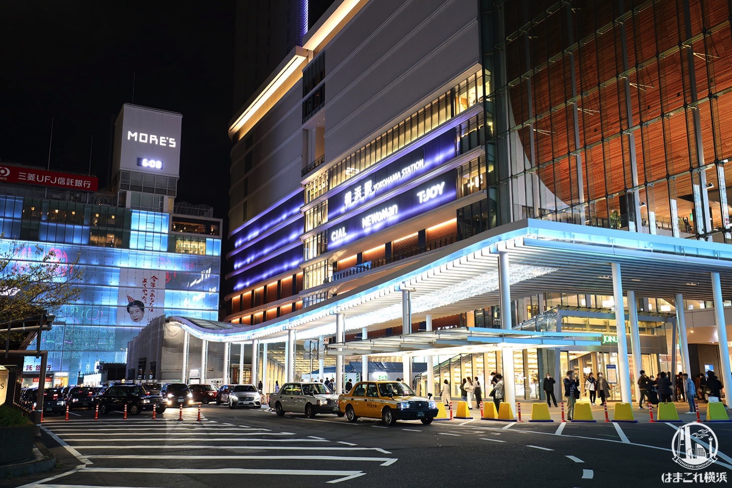 年横浜駅西口がブルーにライトアップ ヨコハマイルミネーションは音楽との演出も はまこれ横浜