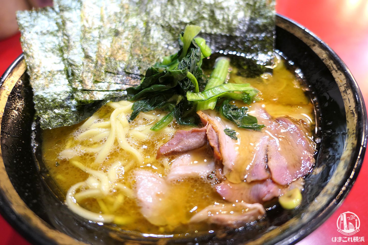 家系総本山「吉村家」横浜の名物・家系ラーメン食べて来た！待ち時間やアクセス | はまこれ横浜