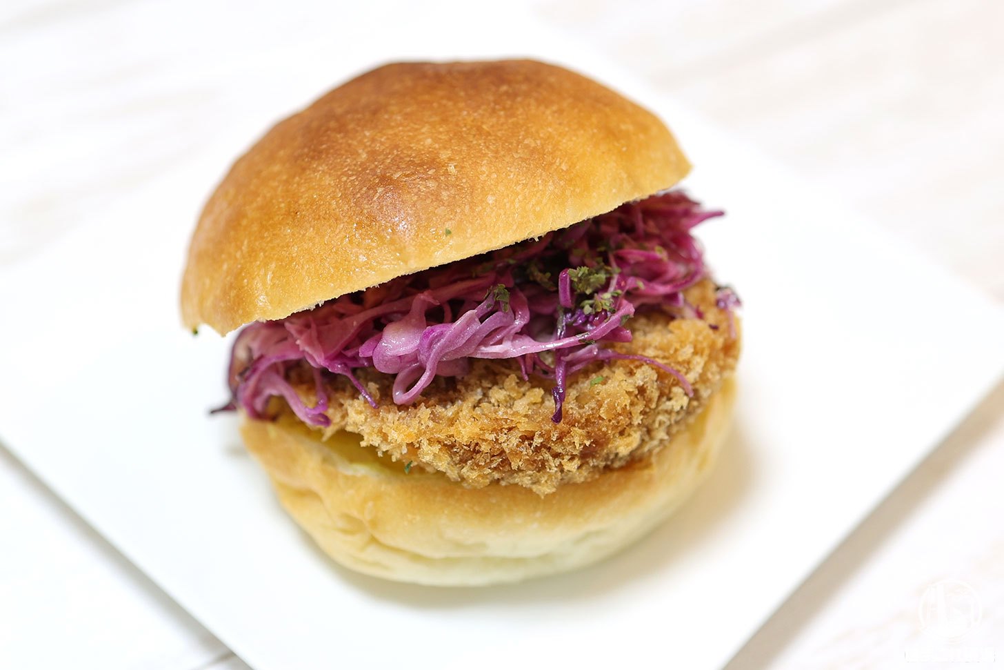 まみ2点お纏めページ✩.*˚ ハンギングバードアイアン✩サンキッチャー Amazon｜サンニード コーナーハンガーバー WH 白 ホワイト