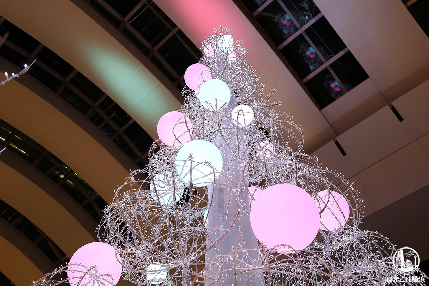 クイーンズスクエア横浜クリスマスツリー 