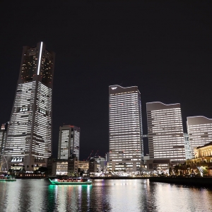 タワーズミライト2021が12月24日開催！横浜みなとみらいで一夜限りの全館点灯