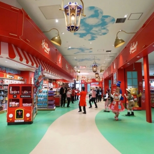 ハムリーズ横浜ワールドポーターズ店、2022年5月8日をもって営業終了