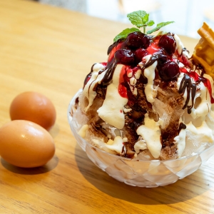 横浜のハイショップカフェ「無添加かき氷」ベーコンポテトや平飼い卵のカスタードパフェなど新登場！