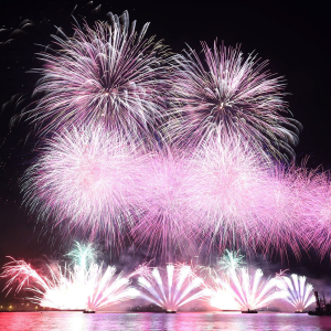横浜花火「みなとみらいスマートフェスティバル2023」開催！25分間2万発の花火打ち上げ首都圏最大級