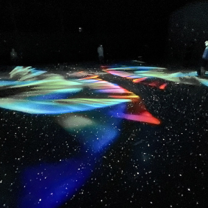 横浜赤レンガ倉庫で体感型アートプラネタリウム再び開催！360度・無数の星に囲まれて