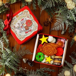 横浜の老舗洋菓子店、クリスマス限定デザインのクッキー缶を数量限定で発売！