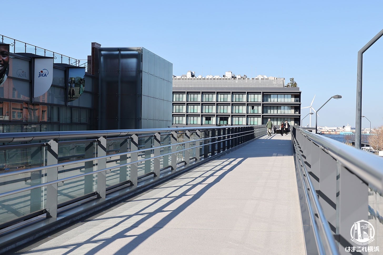 新港サークルウォークと横浜ハンマーヘッドを繋ぐ新歩行者デッキ「ハンマーヘッドウォーク」待望の開通！