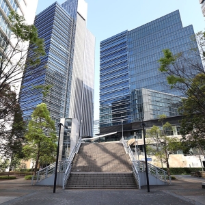 横浜駅からグランモール公園方面へ歩行者デッキで一気に行けるように！すずかけ通り歩道橋も復活
