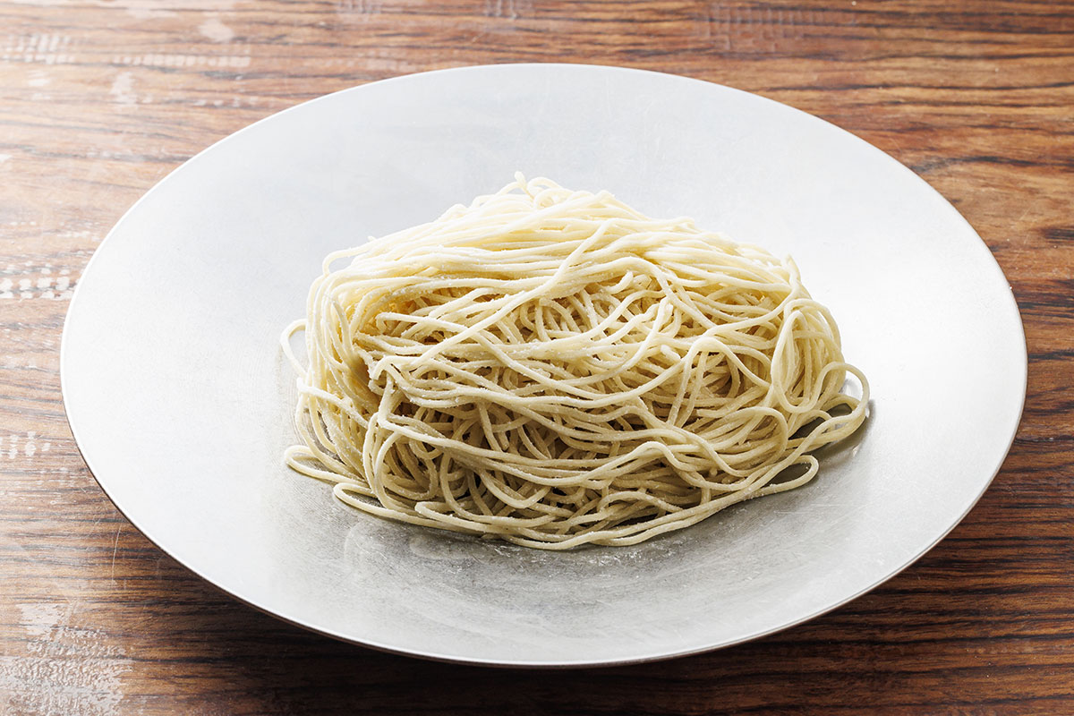 博多細平打ち麺