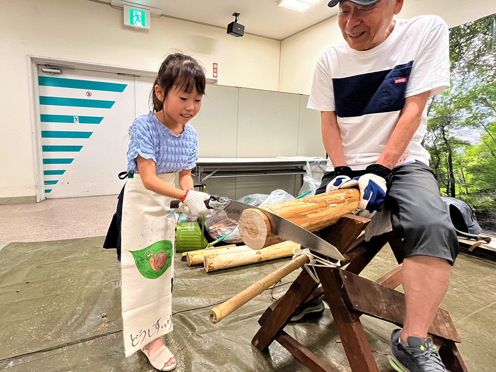 丸太切り体験（イメージ）