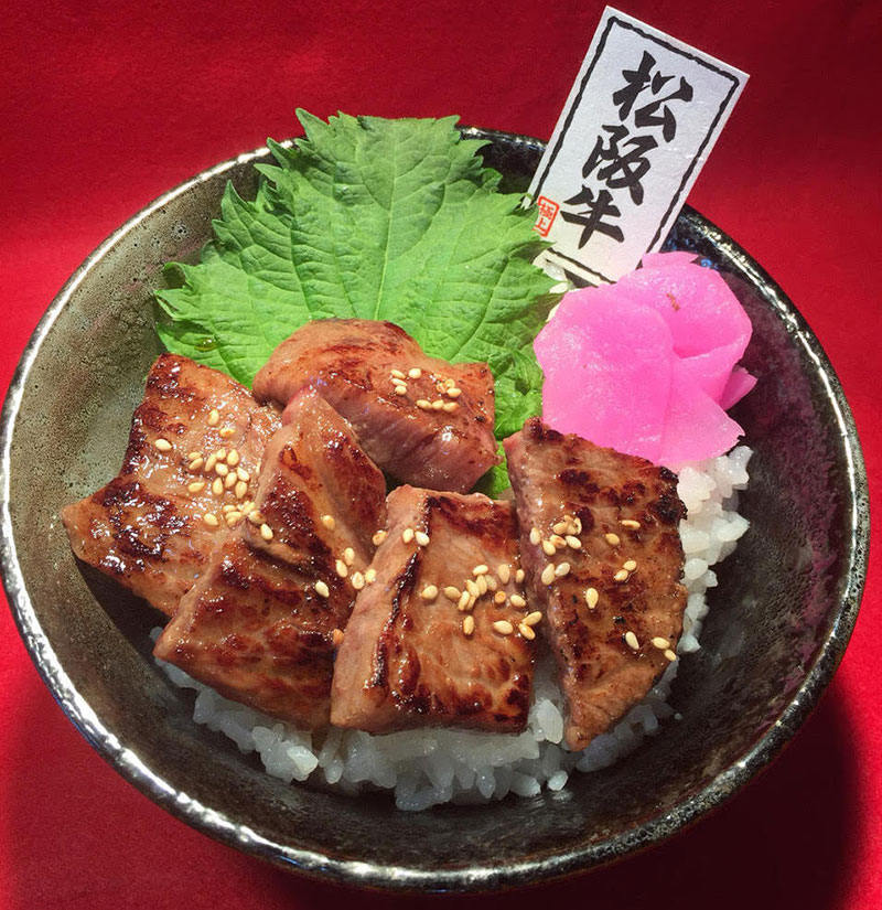 松阪牛ステーキ丼