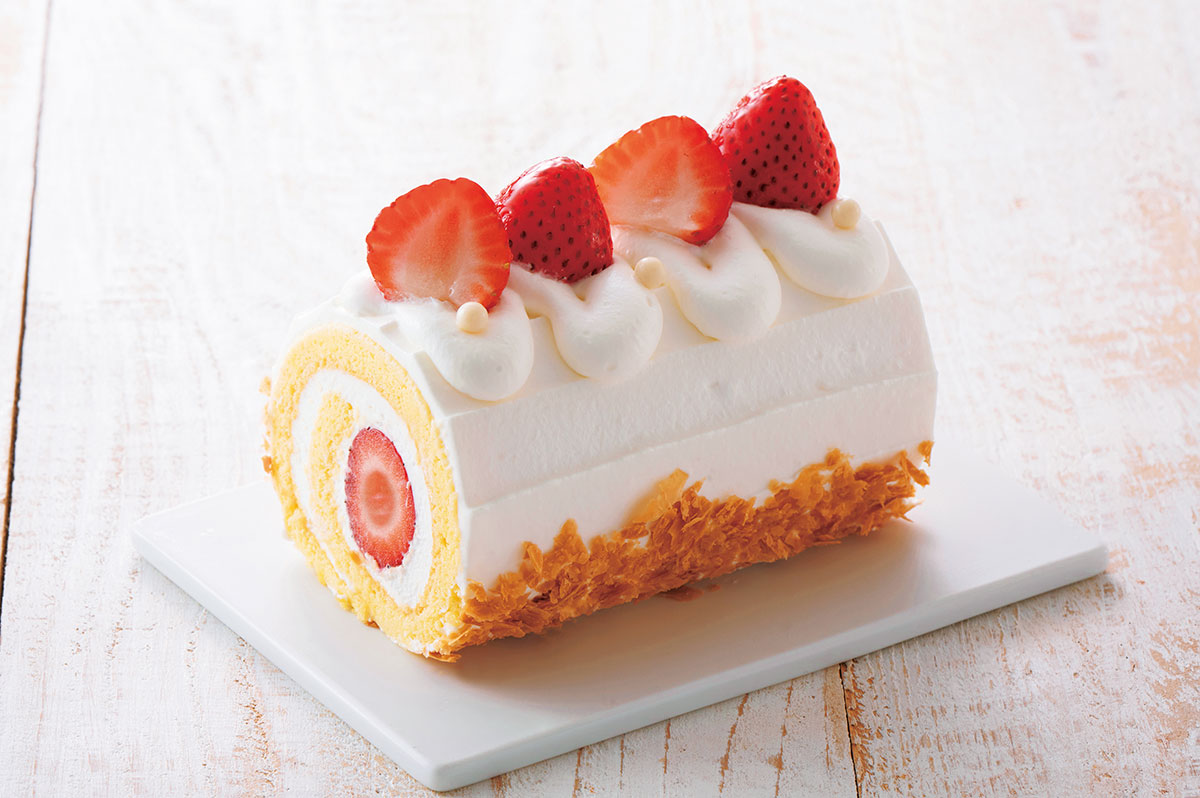 あまおうロールケーキ 3,000円（カット870円）