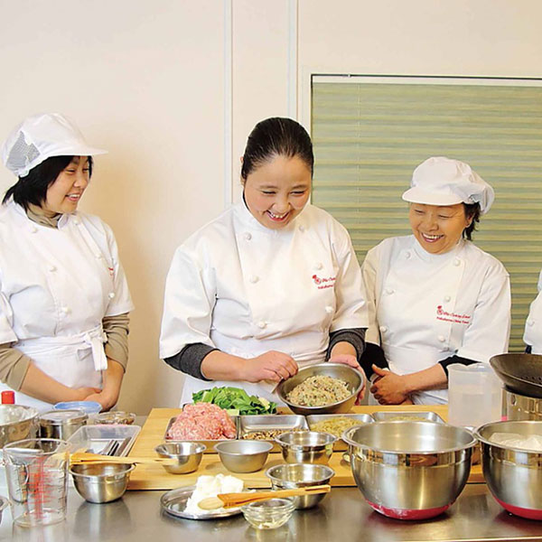 馬さんの店 龍仙「横浜中華街で肉まんづくり体験福袋」