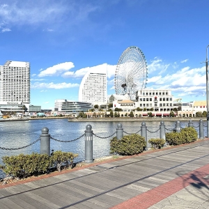 横浜・汽車道のウッドデッキ下に隠れるレールが見られるように！2025年再び期間限定の胸熱な光景