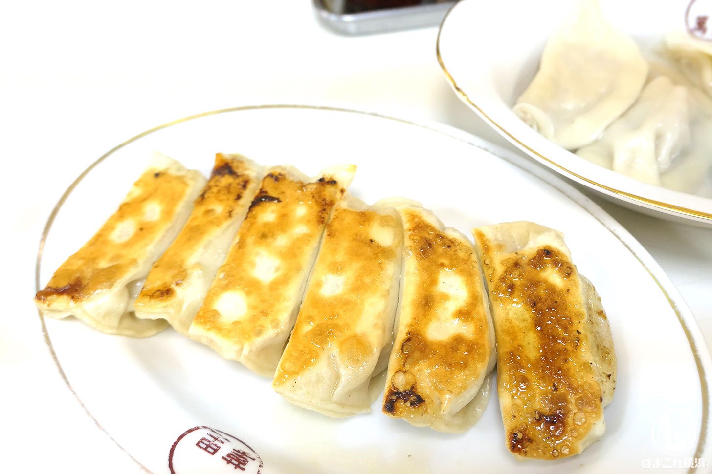 横浜野毛「萬里（ばんり）」の焼き餃子と水餃子を満喫！ハシゴ3軒目ここでも新たな餃子体験