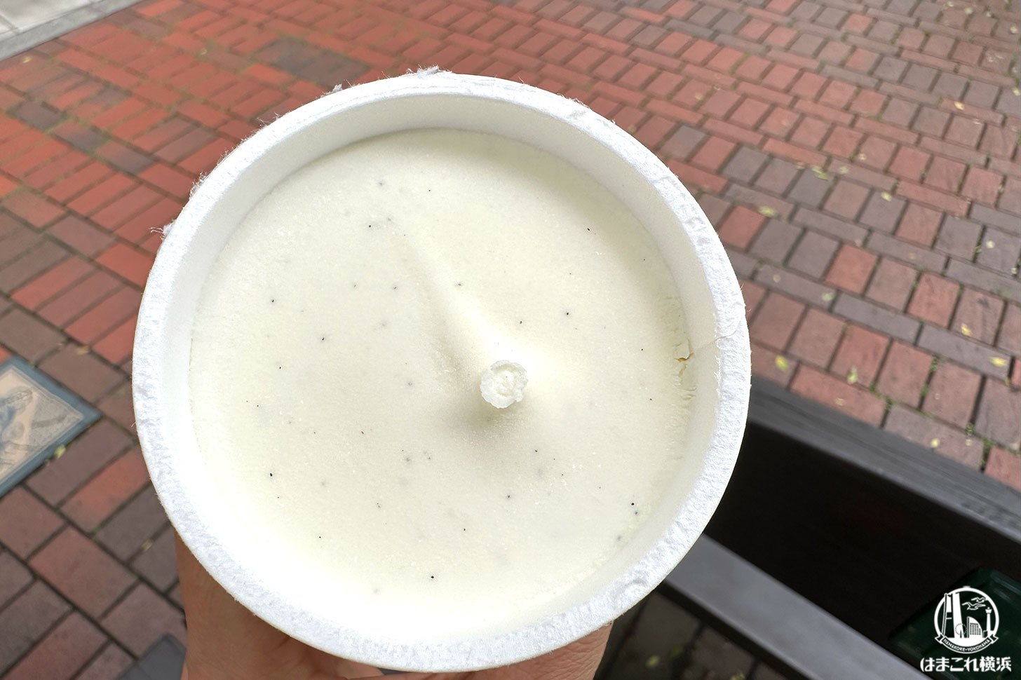 カップあいす（バニラ）