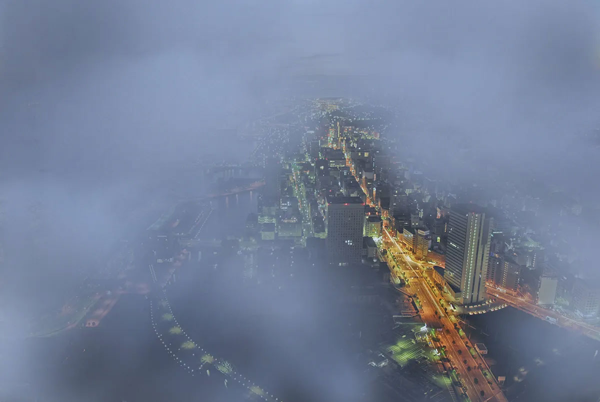スカイガーデンからの景色（雨天時の様子）