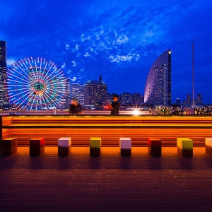夜景と海の絶景！夏限定オーシャンズバー「グランドオリエンタルみなとみらい」屋上テラスに