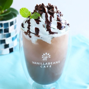 チョコレート専門店「バニラビーンズ」チョコミントのショコラッテ2025年夏も登場！みなとみらい2店舗限定