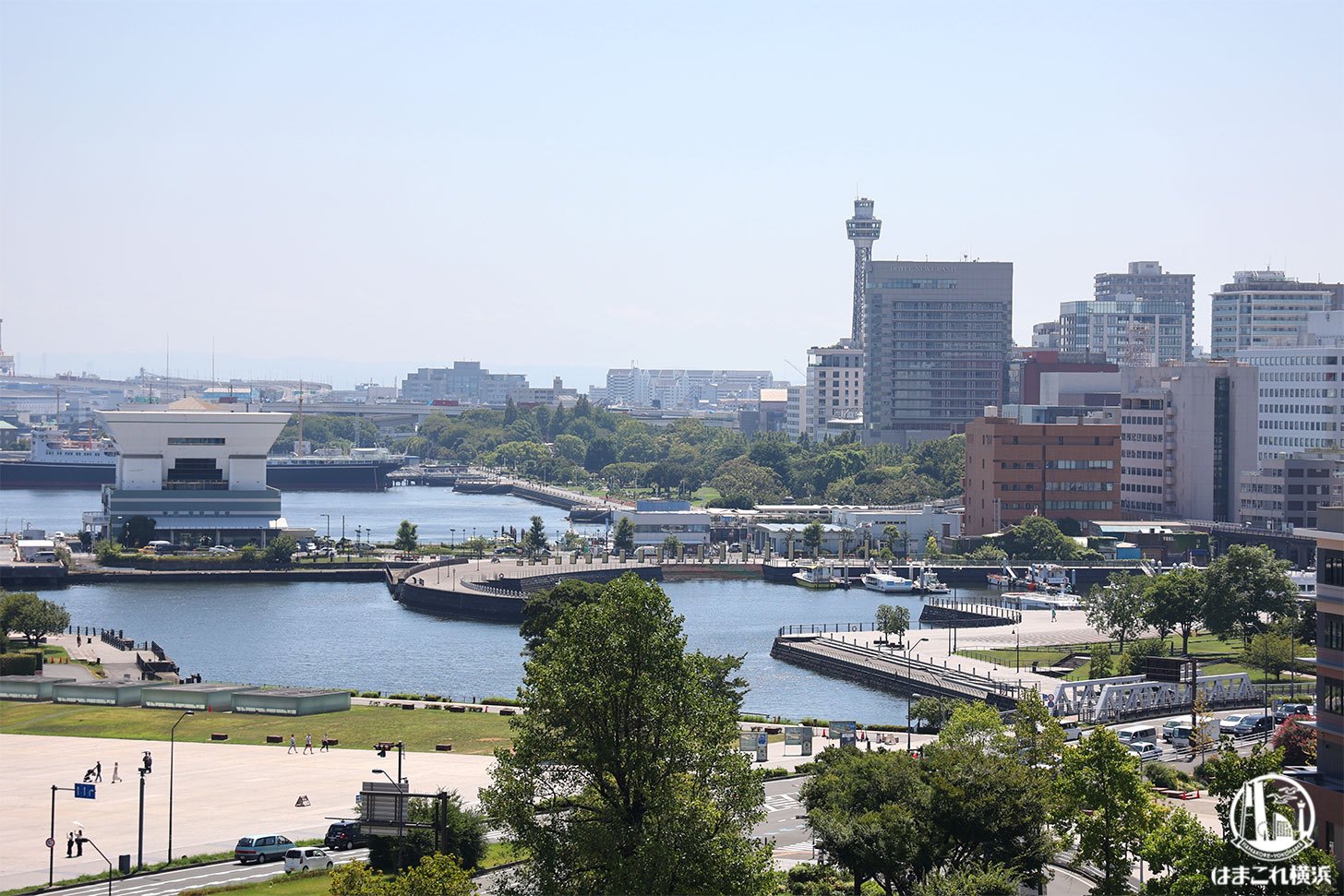山下公園や横浜マリンタワーの方向の眺め