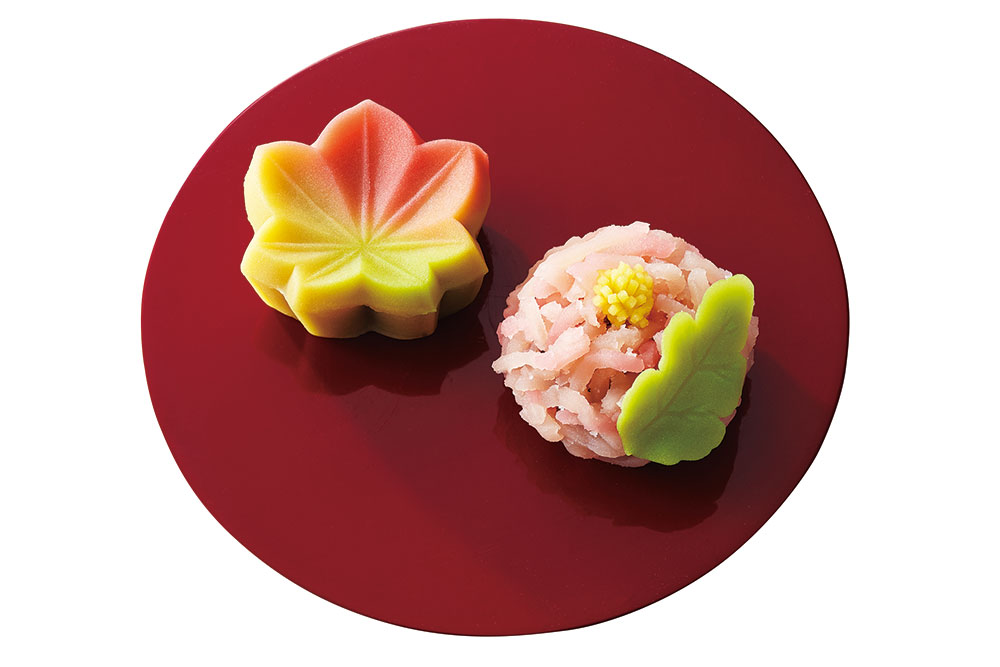鶴屋吉信「初もみじ」「菊美人」