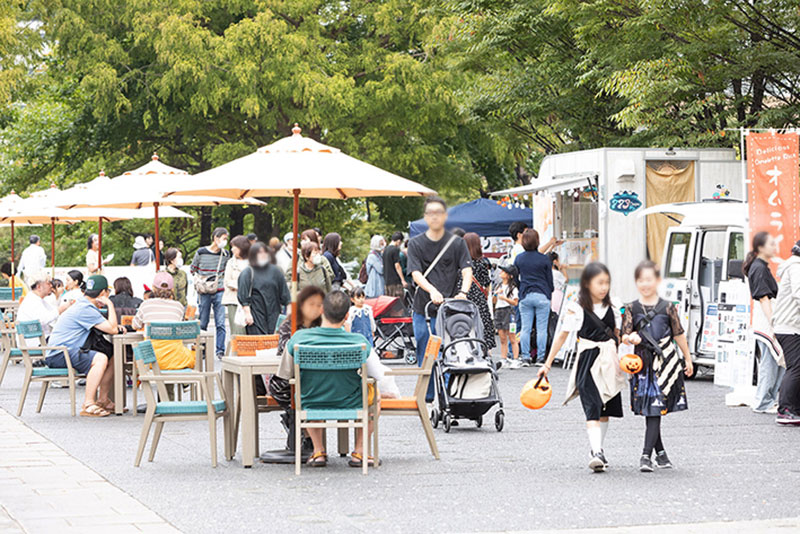 グランモール公園（美術の広場）