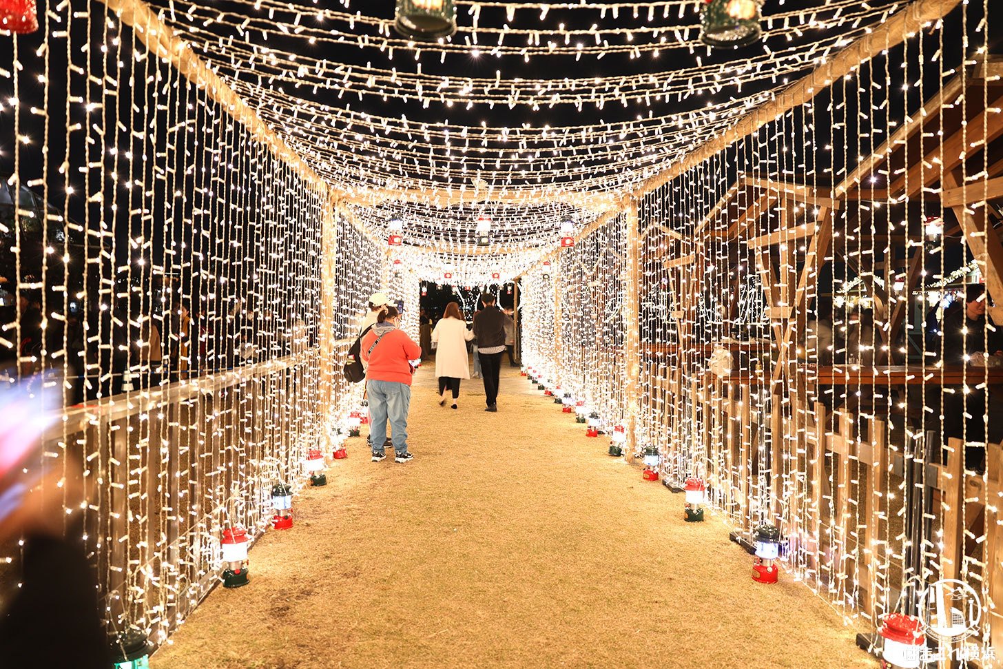 イルミネーショントンネル