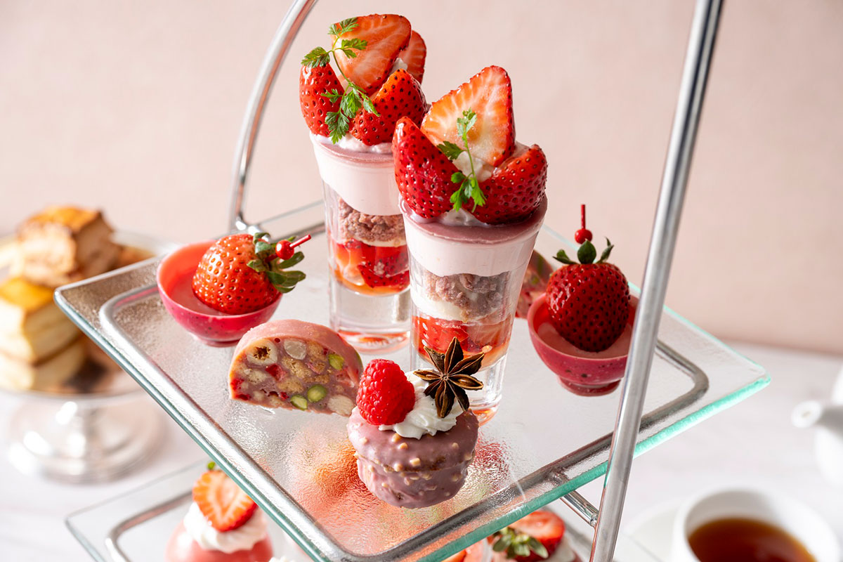 いちごとルビーショコラのアフタヌーンティー