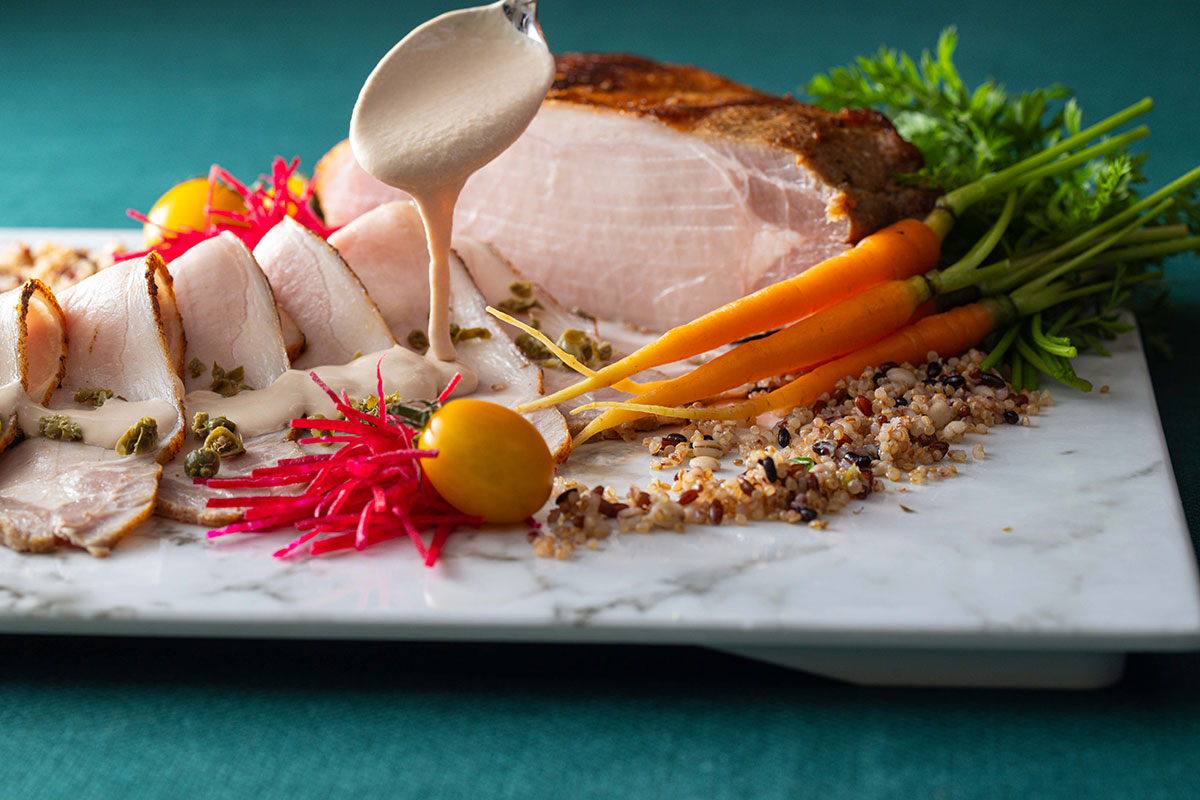 しっとり焼き上げた冷製ポーク