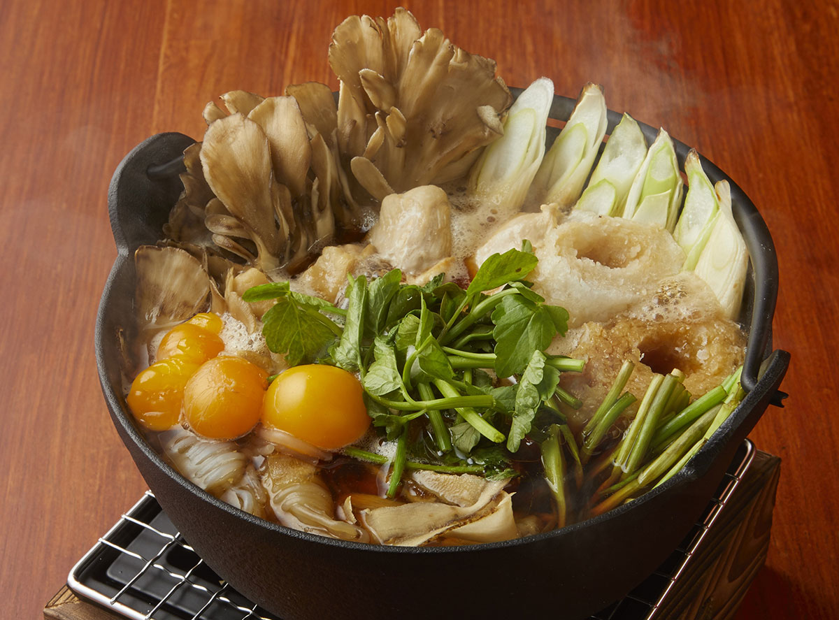 比内地鶏のしずく・秋田きりたんぽ鍋