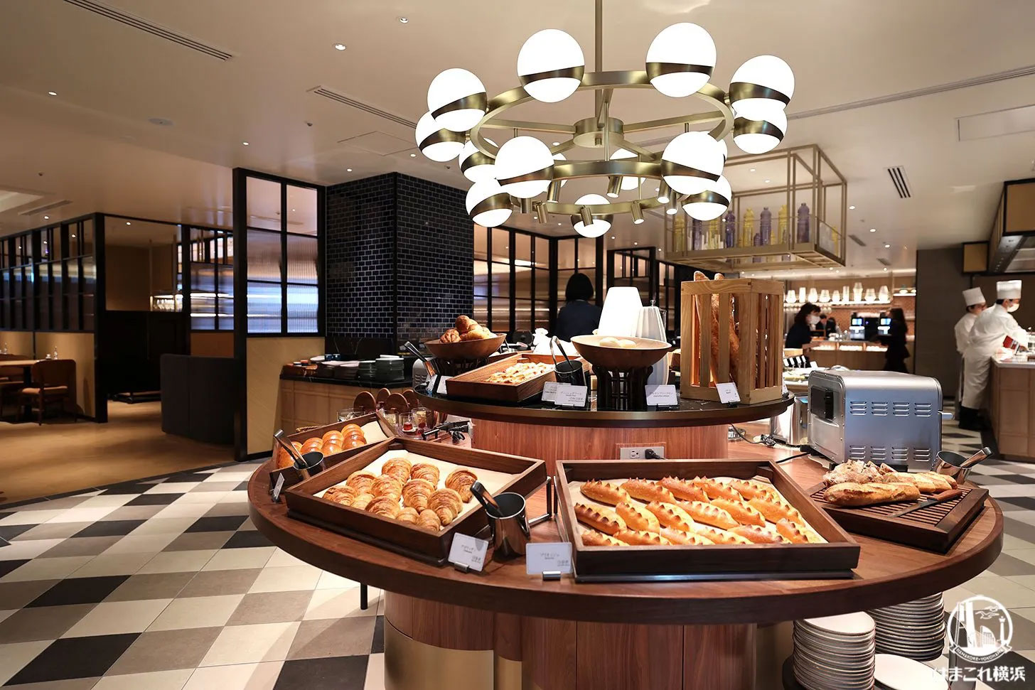 オールデイブッフェ「コンパス」