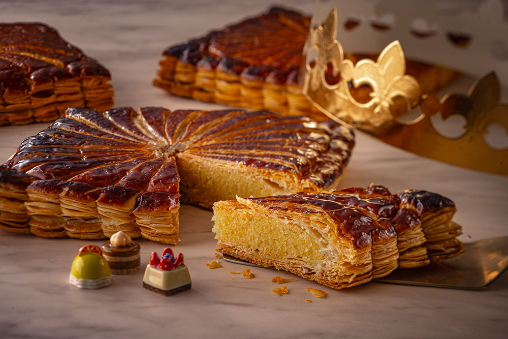 横浜ベイシェラトン「ガレットデロワ」2026年元日発売！フェーヴはスイーツモチーフに全10種類