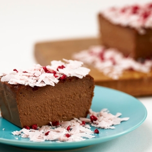 ユニコーヒーロースタリー「なめらかバスチー」から“いちごショコラ”マークイズみなとみらい限定で登場!