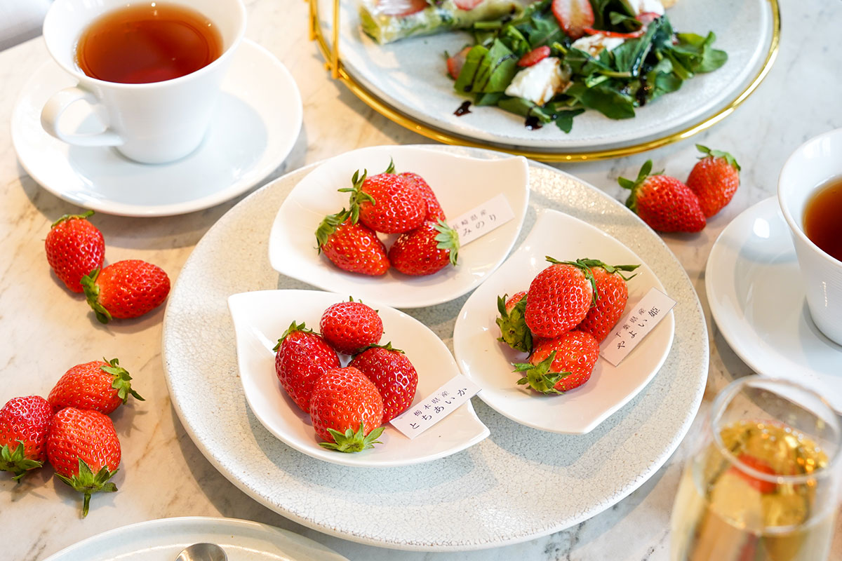 苺3種の食べ比べ付きアフタヌーンティー 3種類の苺食べ比べ