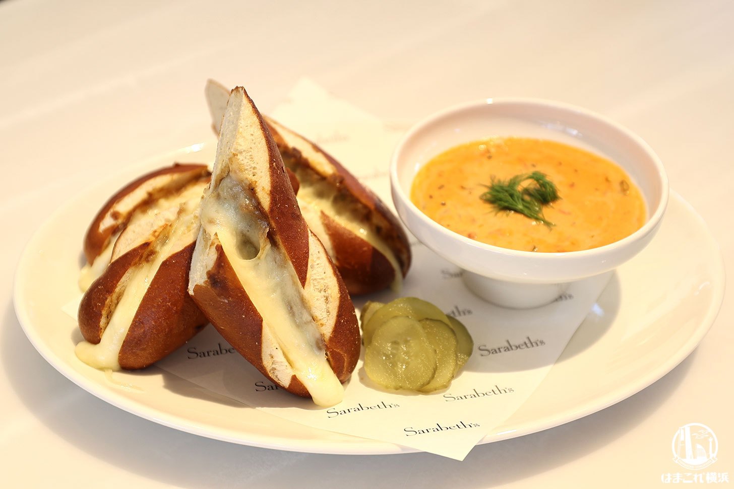 プレッツェルチーズサンド