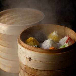 横浜ワールドポーターズに新店「茶薫小籠包」和モダン空間で名物の蒸したて小籠包や本格中華メニュー