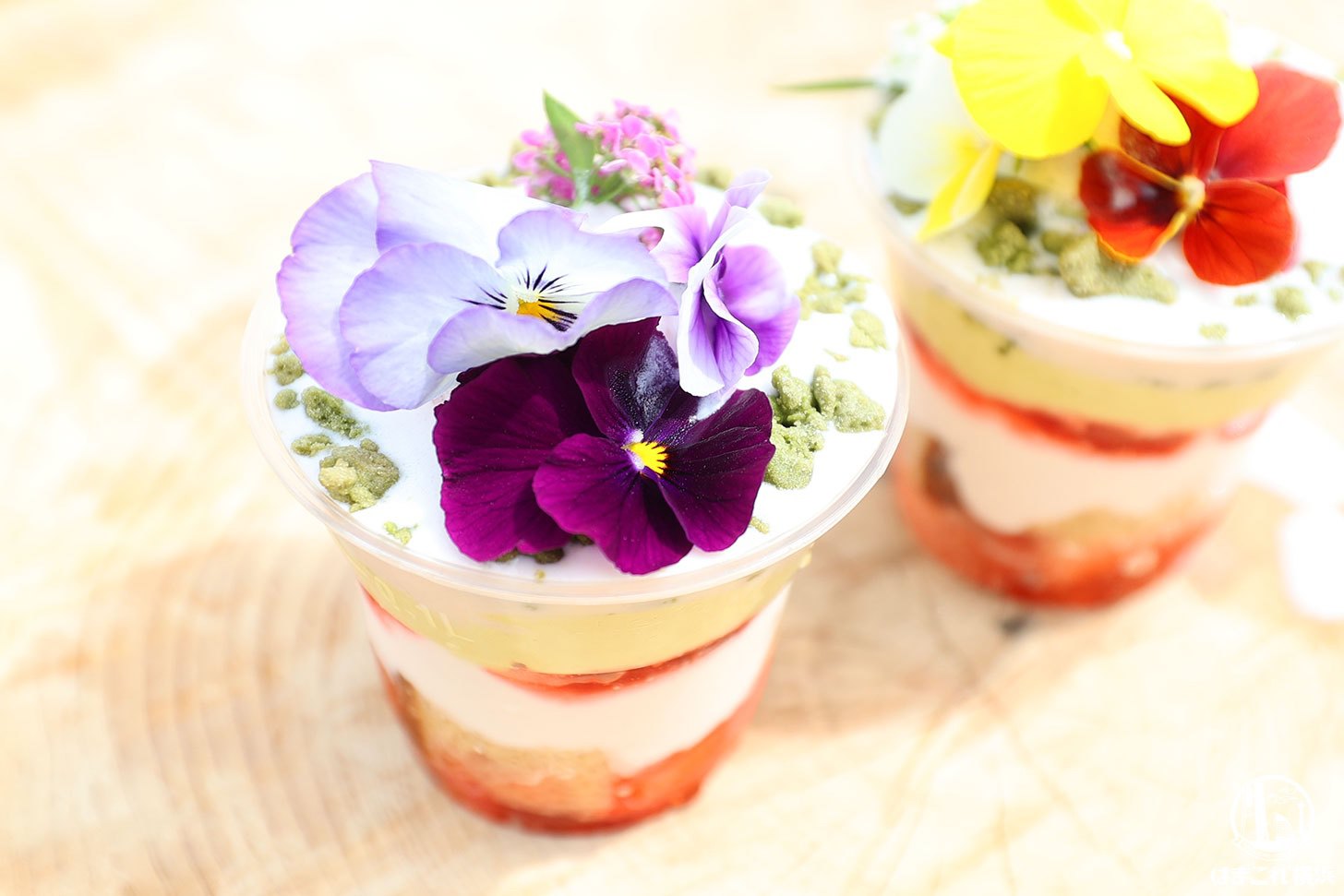 フラワーガーデンパフェ