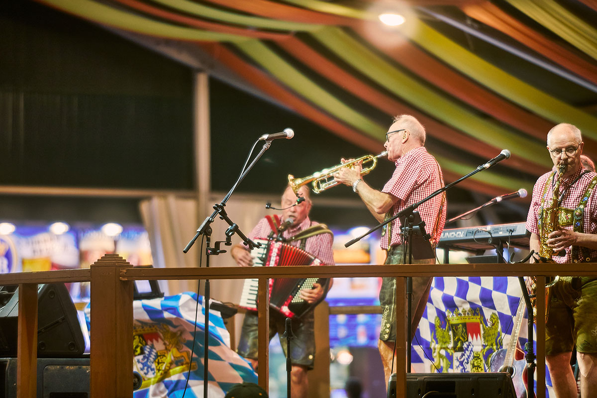 ドイツ楽団の演奏