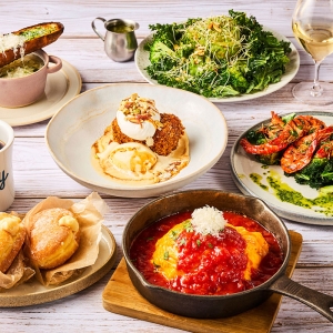 横浜に日本初上陸「グーフィー コーヒー ダイナー」出来立てマラサダや新感覚の揚げたてフレンチトーストも!