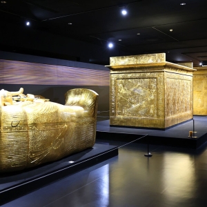 横浜の「ミステリー・オブ・ツタンカーメン」黄金のマスクや香り体験リニューアル!王墓発見の追体験も新設